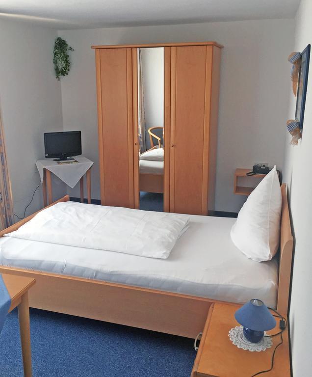 Hotel Flurschuetz لينهشتات الغرفة الصورة